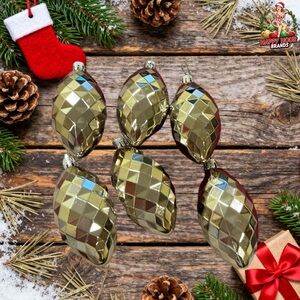Set Of 6 Gold Pine Cone Shaped Christmas Ornaments Pre Owned